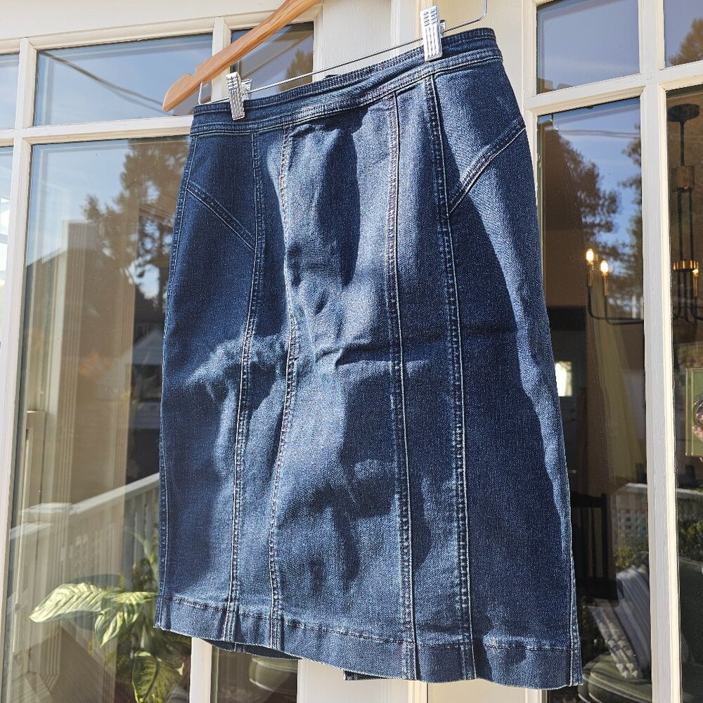 Banana Republic knee-length jean pencil skirt